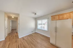 193 S Locust St E, Clearfield, UT 84015 - Photo 11