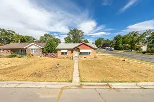 193 S Locust St E, Clearfield, UT 84015 - Photo 27