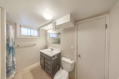 193 S Locust St E, Clearfield, UT 84015 - Photo 17