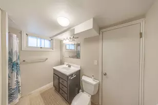 193 S Locust St E, Clearfield, UT 84015 - Photo 17