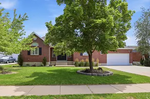 995 W 150 S, Kaysville, UT 84037 - Photo 3
