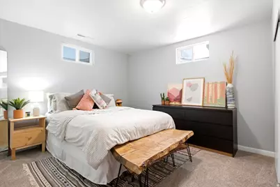 126 E 200 N, Bountiful, UT 84010 - Photo 25