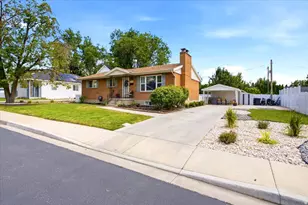 126 E 200 N, Bountiful, UT 84010 - Photo 3