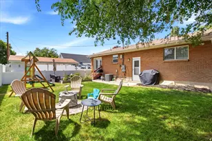 126 E 200 N, Bountiful, UT 84010 - Photo 27