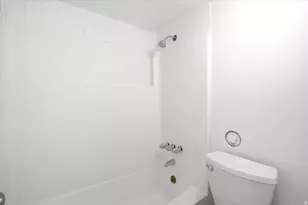 1091 Country Hills Dr, Ogden, UT 84403 - Photo 17
