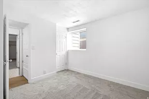 1091 Country Hills Dr, Ogden, UT 84403 - Photo 19
