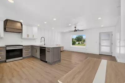 4546 N Tumbleweed Dr, Enoch, UT 84721 - Photo 13