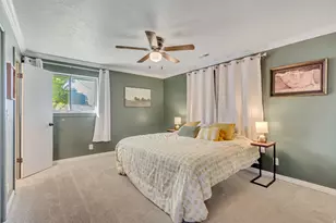 360 E Center St, Centerville, UT 84014 - Photo 25