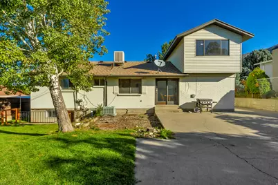 360 E Center St, Centerville, UT 84014 - Photo 9