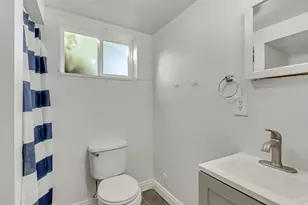 360 E Center St, Centerville, UT 84014 - Photo 41