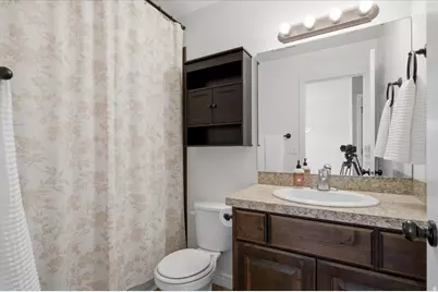 1109 N 3300 W, Layton, UT 84041 - Photo 23