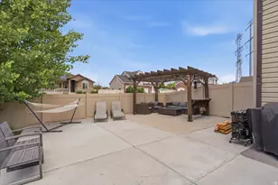 1109 N 3300 W, Layton, UT 84041 - Photo 25