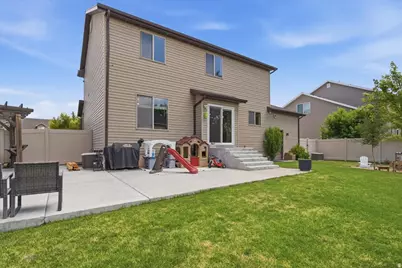 1109 N 3300 W, Layton, UT 84041 - Photo 27