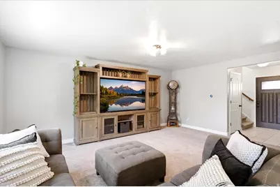 1109 N 3300 W, Layton, UT 84041 - Photo 3