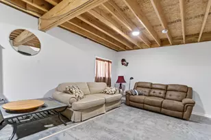 1251 S Eastland Rd, Monticello, UT 84535 - Photo 27