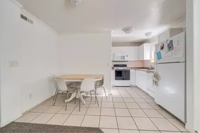 72 W 300 N #302, Provo, UT 84601 - Photo 3