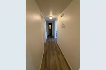 72 W 300 N #302, Provo, UT 84601 - Photo 13