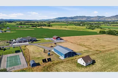 4520 W 4100 S, Wellsville, UT 84339 - Photo 15