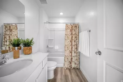 2216 S Wolverine Way, Washington, UT 84780 - Photo 17