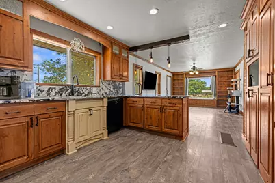 638 Adams Ave, Ogden, UT 84401 - Photo 7
