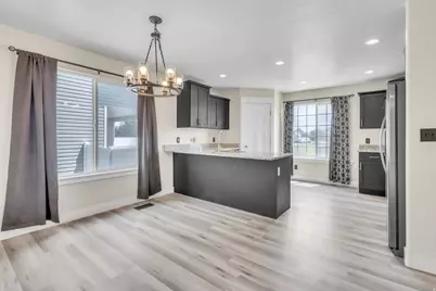 4326 E Angie's Aly, Eagle Mountain, UT 84005 - Photo 5