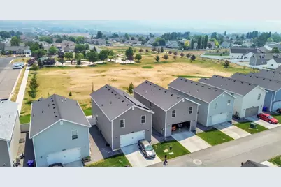 4326 E Angie's Aly, Eagle Mountain, UT 84005 - Photo 33
