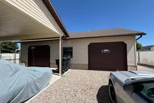 2626 W 1700 N, Clinton, UT 84015 - Photo 19