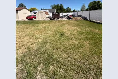 2626 W 1700 N, Clinton, UT 84015 - Photo 19