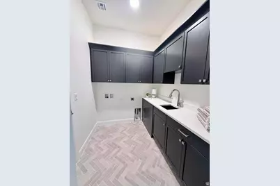 2583 E Suniva Way #202, Saint George, UT 84790 - Photo 11