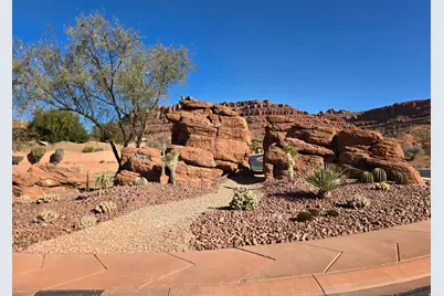 2001 W Grayhawk Cir W, Saint George, UT 84770 - Photo 85