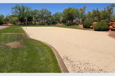 2001 W Grayhawk Cir W, Saint George, UT 84770 - Photo 73