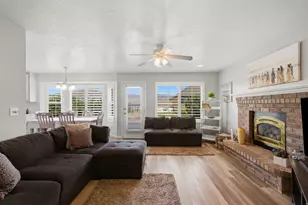 943 E 2330 N, Lehi, UT 84043 - Photo 13