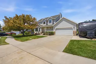 943 E 2330 N, Lehi, UT 84043 - Photo 3