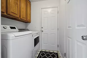 943 E 2330 N, Lehi, UT 84043 - Photo 37