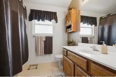 943 E 2330 N, Lehi, UT 84043 - Photo 25
