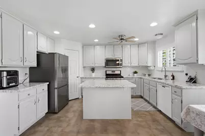 943 E 2330 N, Lehi, UT 84043 - Photo 19