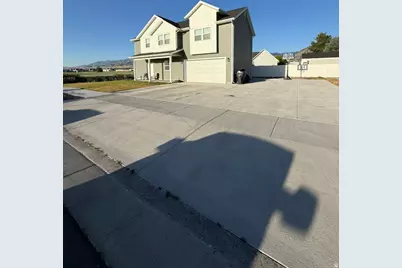 1886 N 250 W, Logan, UT 84341 - Photo 3