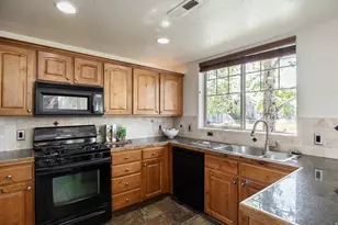 6195 N Fox Point Circle, Park City, UT 84098 - Photo 13