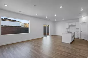 1902 S Queens Gdn Dr, Washington, UT 84780 - Photo 9