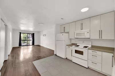 425 S 1000 E #204C, Salt Lake City, UT 84102 - Photo 3