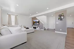 2978 S Shoreline Dr, Syracuse, UT 84075 - Photo 13