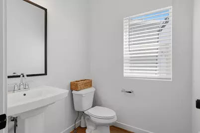 2104 E Heritage Dr, Spanish Fork, UT 84660 - Photo 5