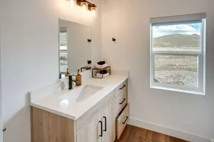 2962 S Sand Trap Cir, Garden City, UT 84028 - Photo 19