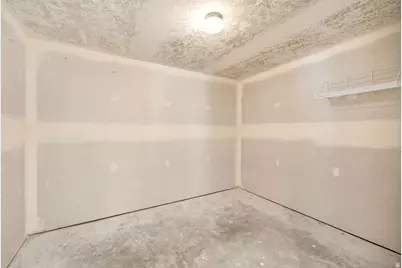 468 S 100 E, Hyrum, UT 84319 - Photo 43