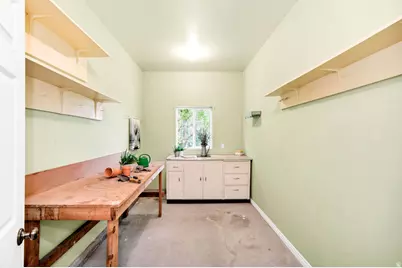 468 S 100 E, Hyrum, UT 84319 - Photo 45