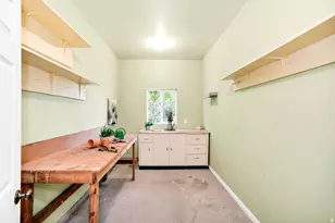 468 S 100 E, Hyrum, UT 84319 - Photo 45