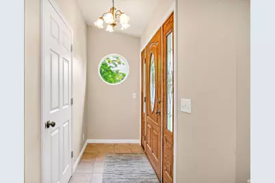 468 S 100 E, Hyrum, UT 84319 - Photo 3