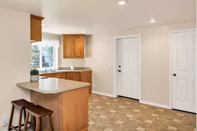 468 S 100 E, Hyrum, UT 84319 - Photo 33