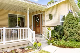 468 S 100 E, Hyrum, UT 84319 - Photo 49