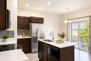 816 N Old Fort Dr E, Spanish Fork, UT 84660 - Photo 9